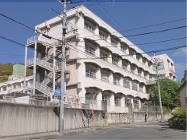 小学校　第二大山崎小学校（小学校）まで410m