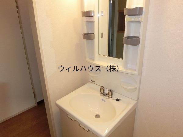 洗面設備　室内洗濯パン有り！