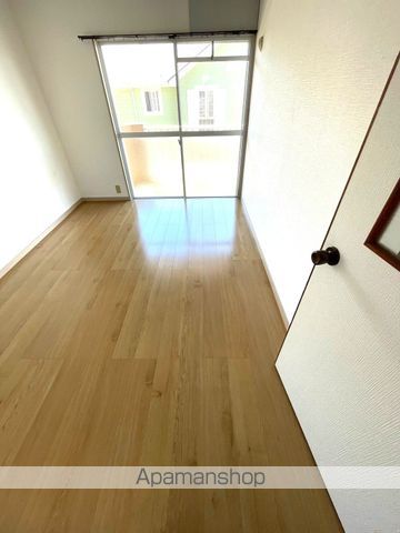 金丸第一ハイツの居間写真