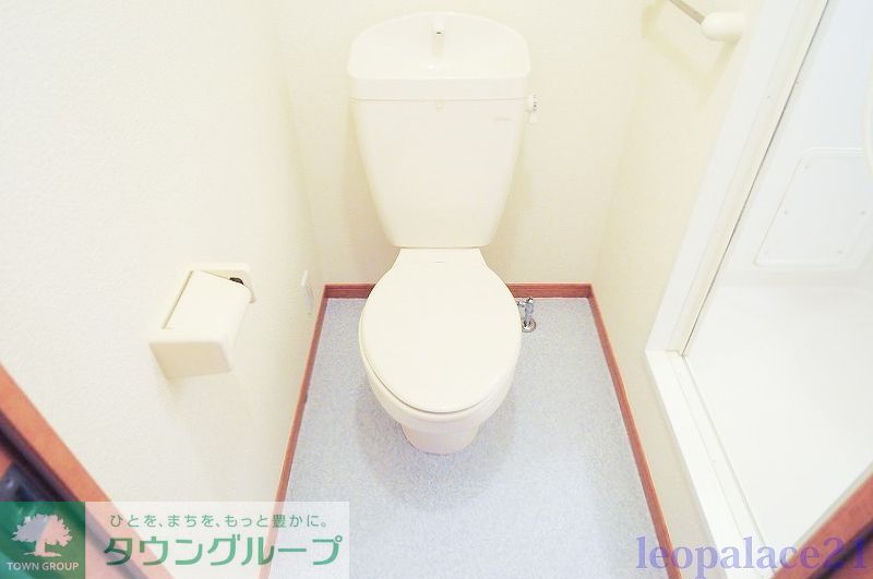 レオパレスサニーヒル磯子のトイレ写真