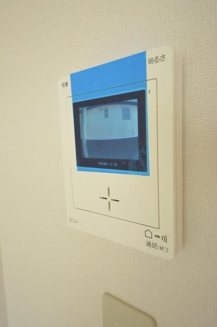 セキュリティ　モニターホンで来訪者をチェック♪