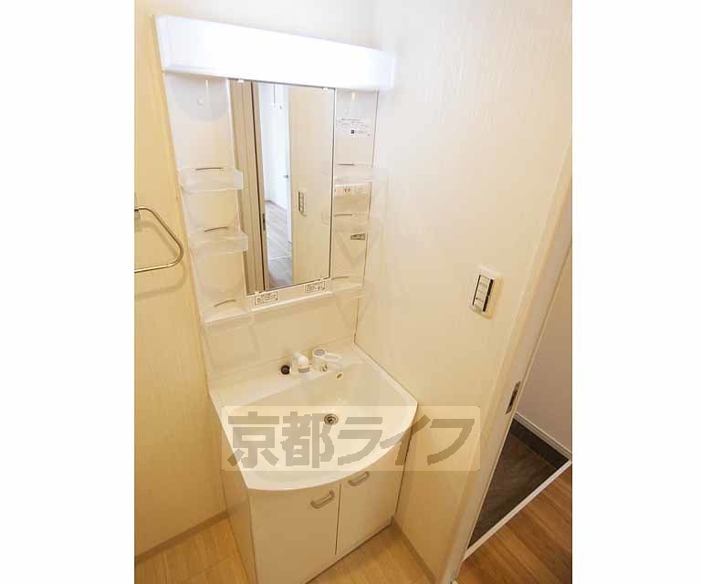 洗面設備　独立洗面台
