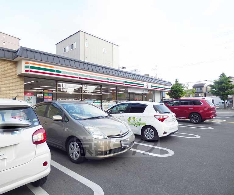 コンビニ　セブンイレブン　高辻葛野西通店（コンビニ）まで40m