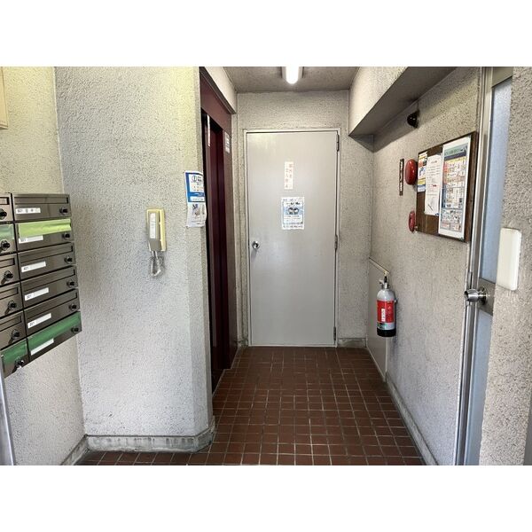 ロビー