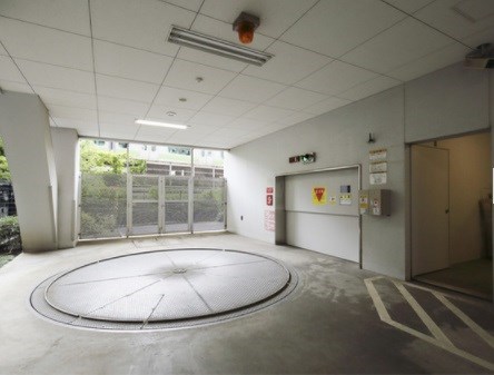 駐車場　★見学予約受付中★