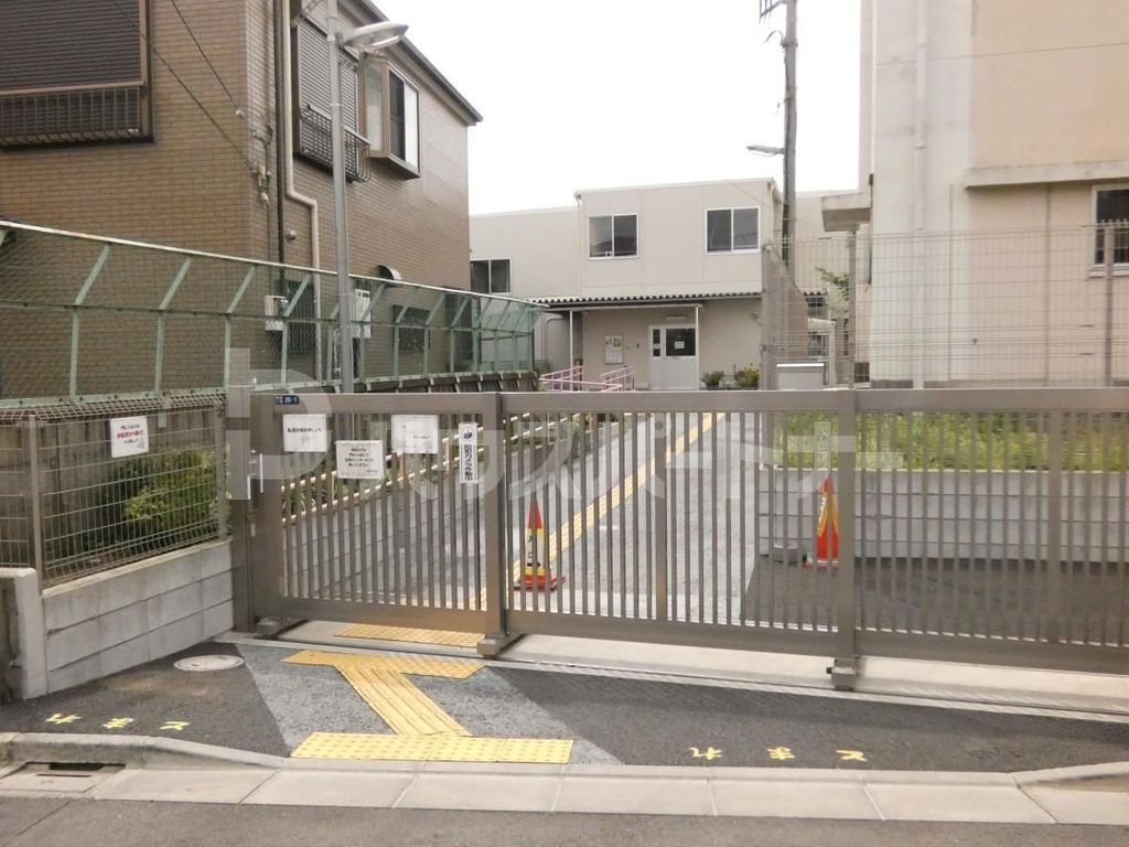 幼稚園・保育園　葛飾区立新小岩保育園（幼稚園・保育園）まで850m