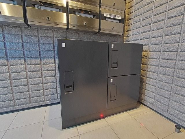 その他共有部分　不在時に荷物が受け取れる宅配ボックス