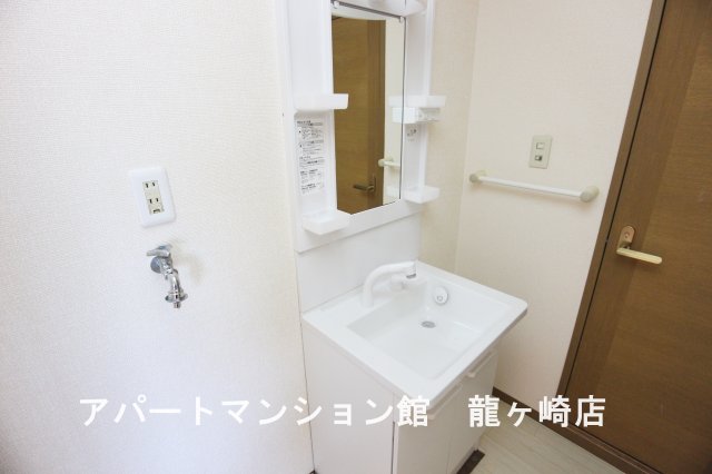 洗面設備　205号室の写真使用