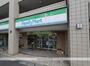 コンビニ　ファミリーマート（コンビニ）まで1029m