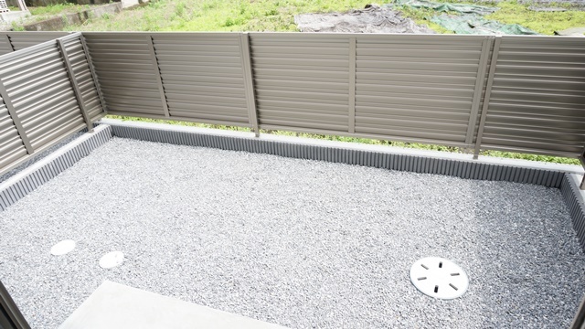庭　図面と現状に相違がある場合には現状を優先