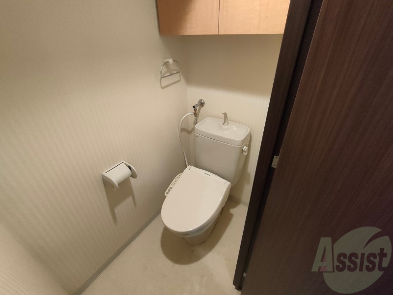 トイレ　トイレです。ウォシュレット付を探している方、おすすめです。