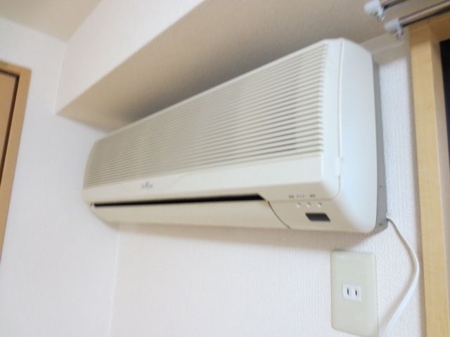 その他　★エアコン★
