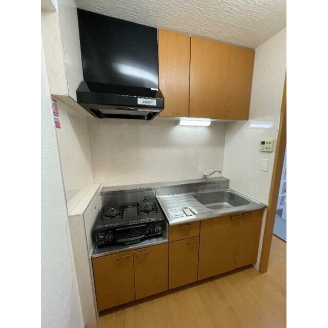 キッチン　モデルルーム（入居時家具撤去）