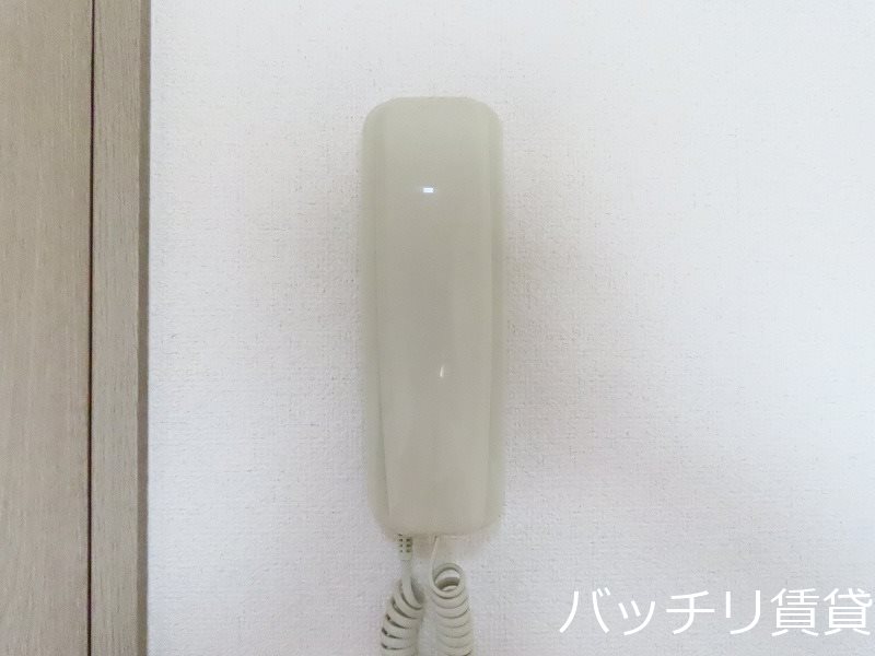 セキュリティ　画像は別号室の為、現状優先とさせて頂きます。