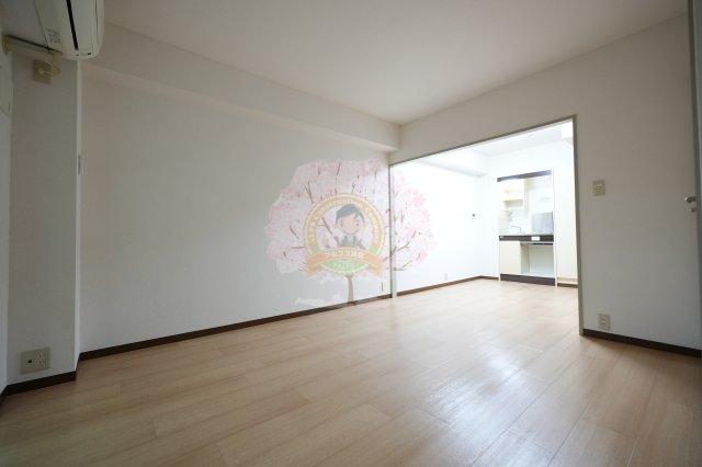 居室・リビング　別部屋参考写真・反転タイプ