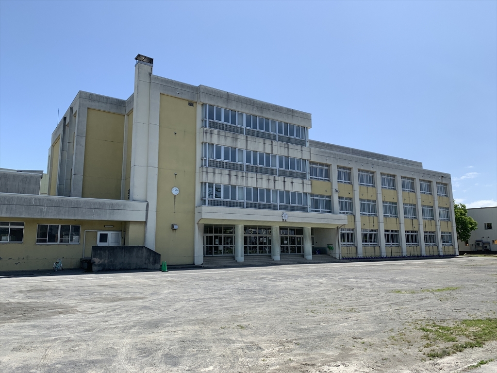 小学校　青森市立佃小学校（小学校）まで489m