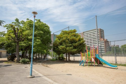 公園　鯰江公園（公園）まで695m