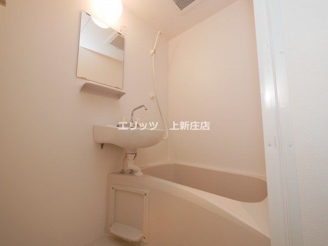 バス・シャワールーム　バス