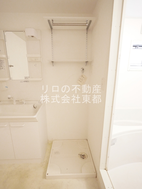 その他　洗濯機置場には防水パンを設置！水漏れも安心です◎