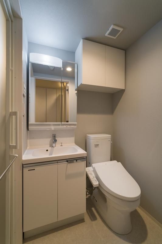 トイレ　落ち着いたトイレです