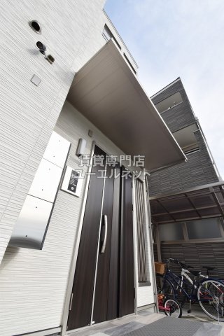 建物外観　2018年完成