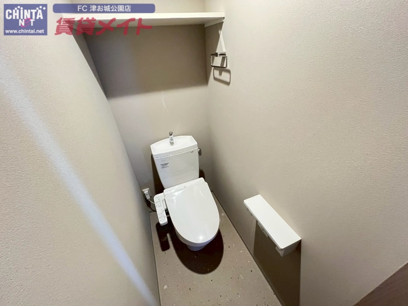 トイレ　同型タイプ画像