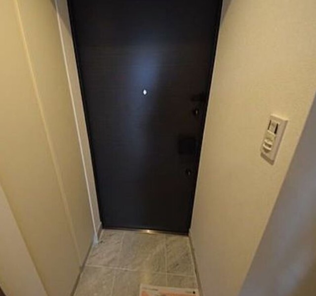 玄関　※別部屋参考写真