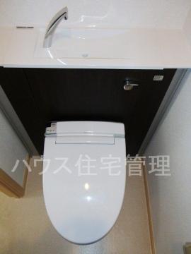 トイレ　シャワー付トイレ