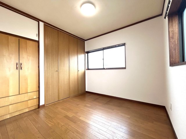 収納　２階洋室は大容量の収納