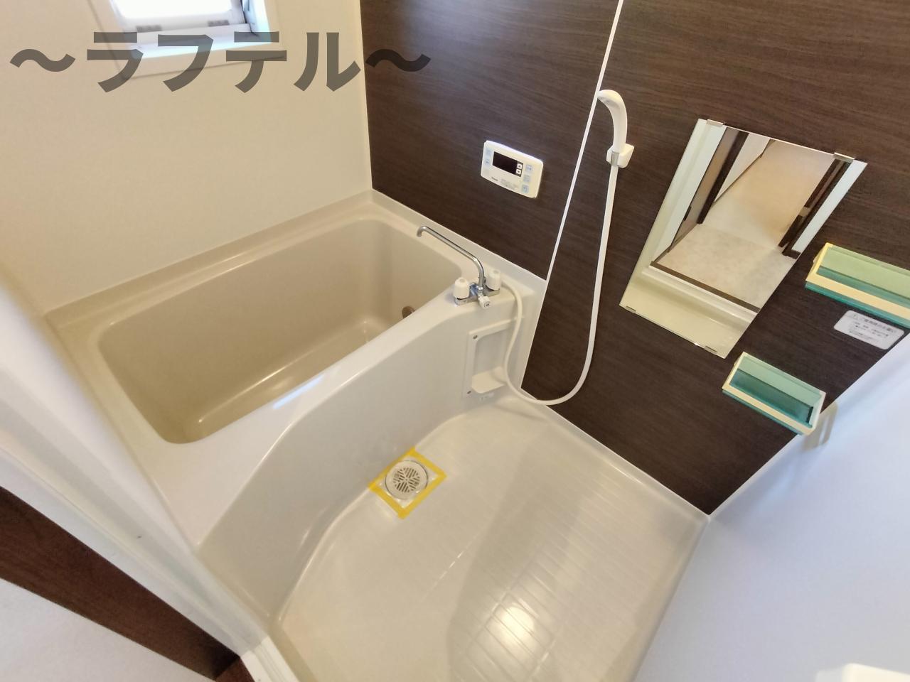 バス・シャワールーム　別部屋イメージ写真