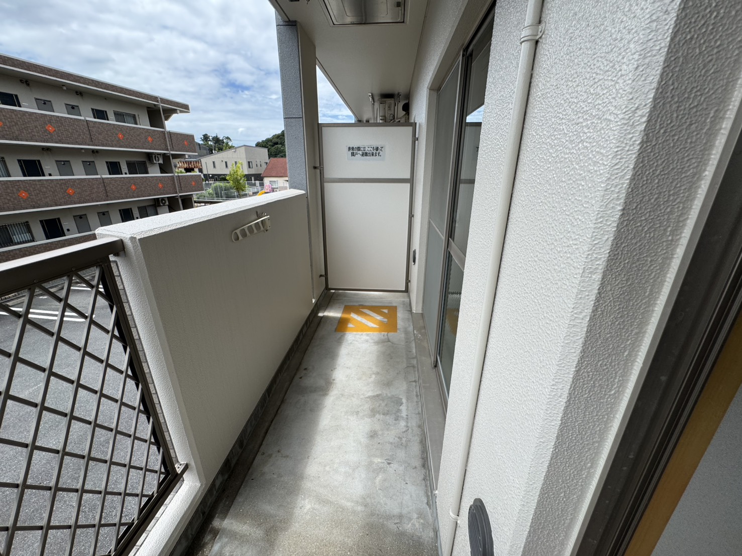 ＪＲ山陽本線 小月駅 徒歩10分 3階建 築23年の内装写真
