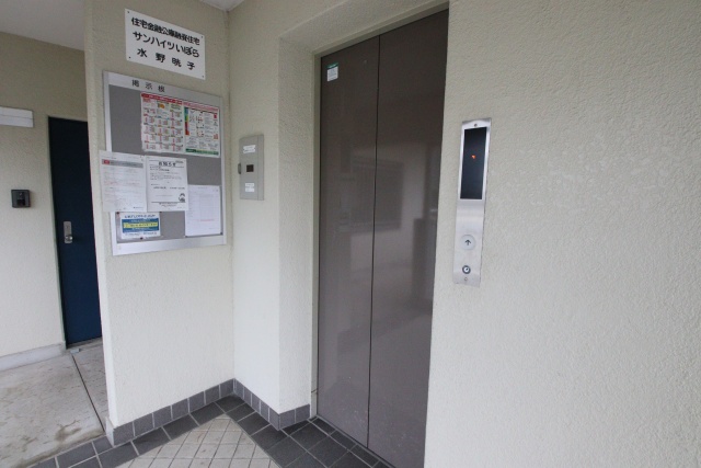 ロビー