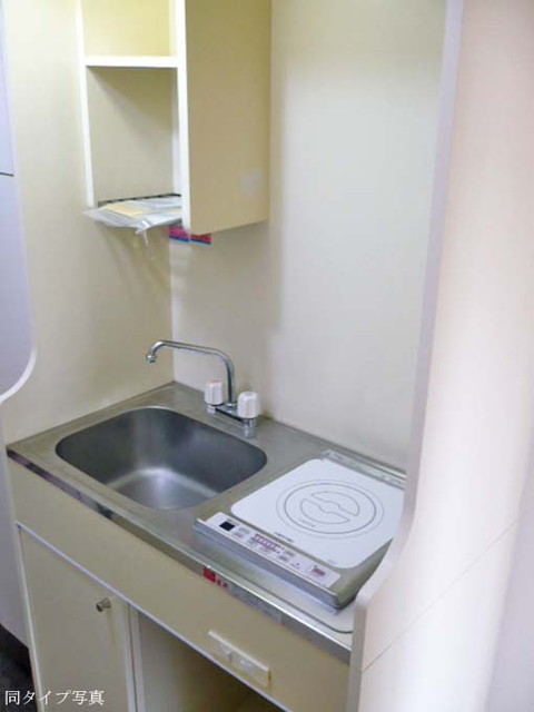 キッチン　同タイプ・別部屋画像