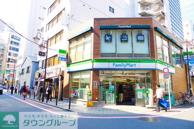 コンビニ　ファミリーマート南池袋明治通り店（コンビニ）まで140m