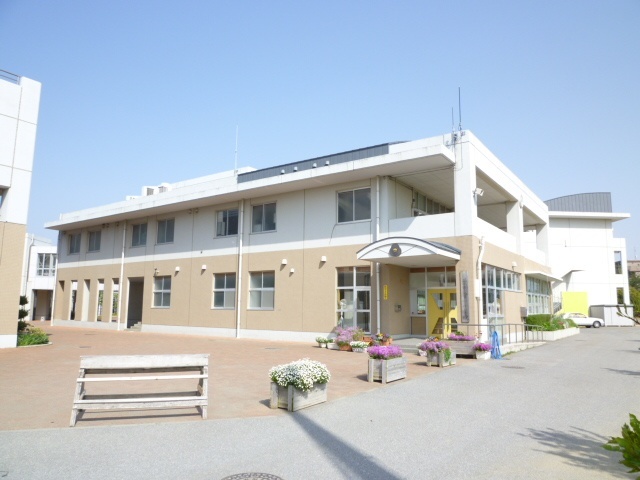 中学校　千葉市立有吉中学校（中学校）まで486m