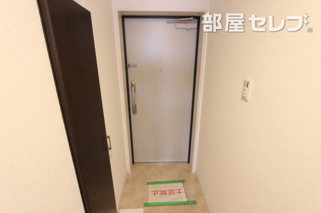 玄関　玄関です。