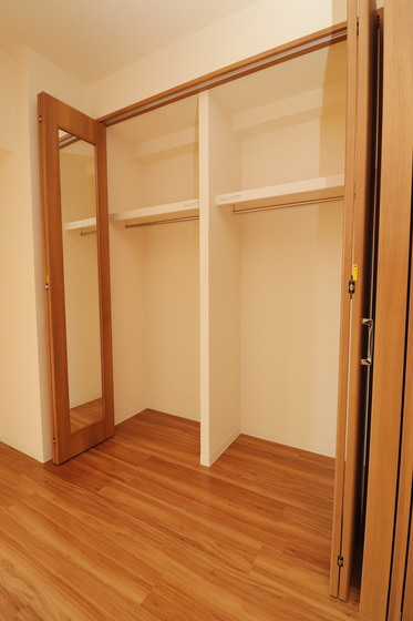 収納　※別部屋の写真です