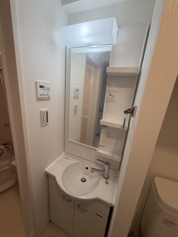 洗面設備　※類似タイプ写真参考