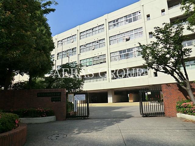 中学校　東京都立両国高校附属中学校（中学校）まで302m