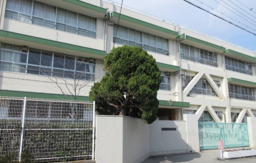 小学校　茨木市立中条小学校（小学校）まで726m