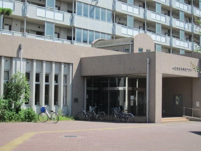 図書館　国立市くにたち北市民プラザ図書館（図書館）まで414m