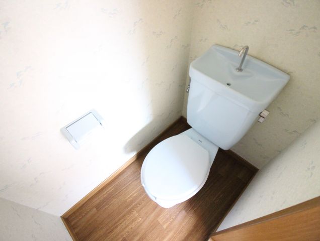 トイレ　コンパクトで使いやすいトイレです