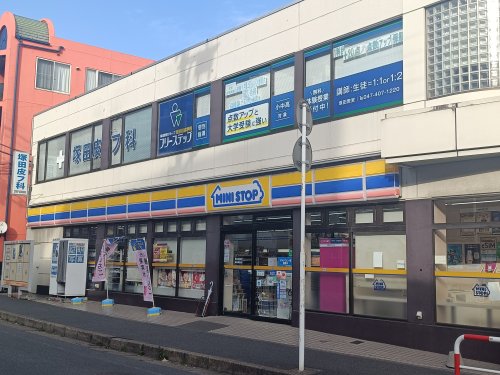 コンビニ　セブンイレブン 船橋塚田駅前店（コンビニ）まで226m