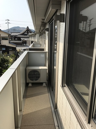 バルコニー
