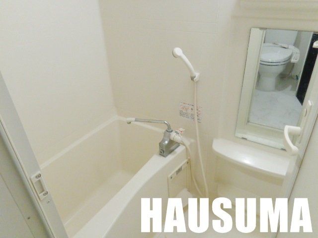 バス・シャワールーム　※他号室写真使用