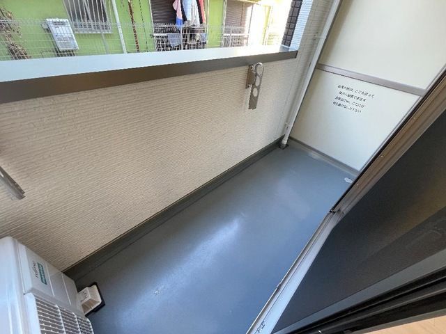 バルコニー