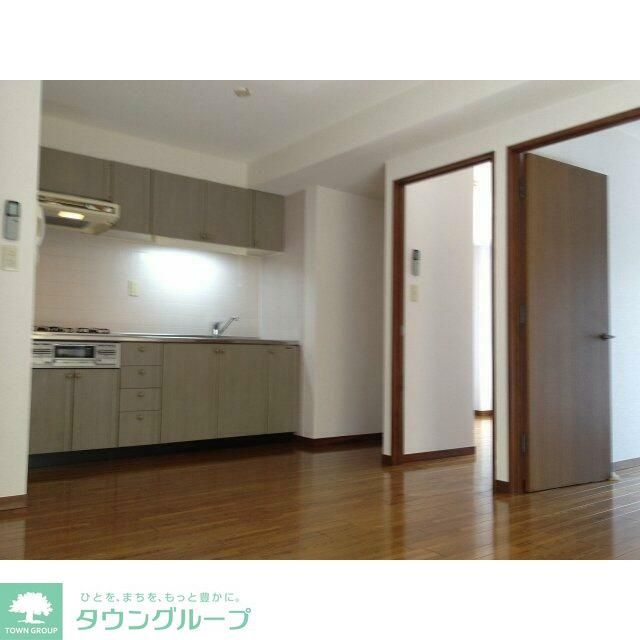 居室・リビング　別号室参考写真
