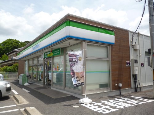 コンビニ　ファミリーマート 袖ヶ浦長浦店（コンビニ）まで297m