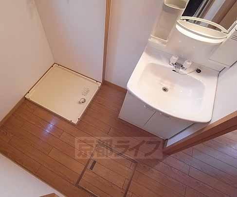 洗面設備　毎日のスタートはこちらから。