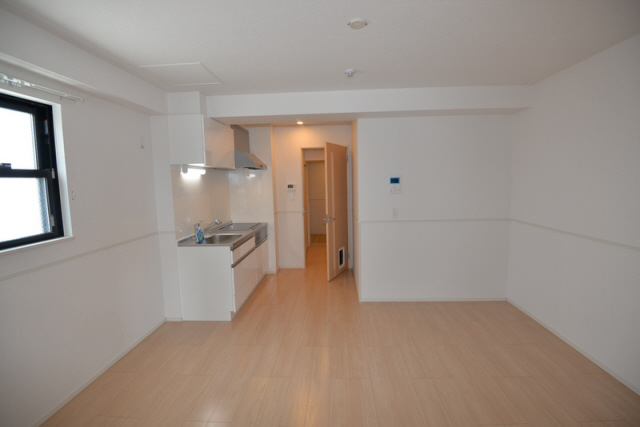 居室・リビング　写真は同マンションの別のお部屋のものです